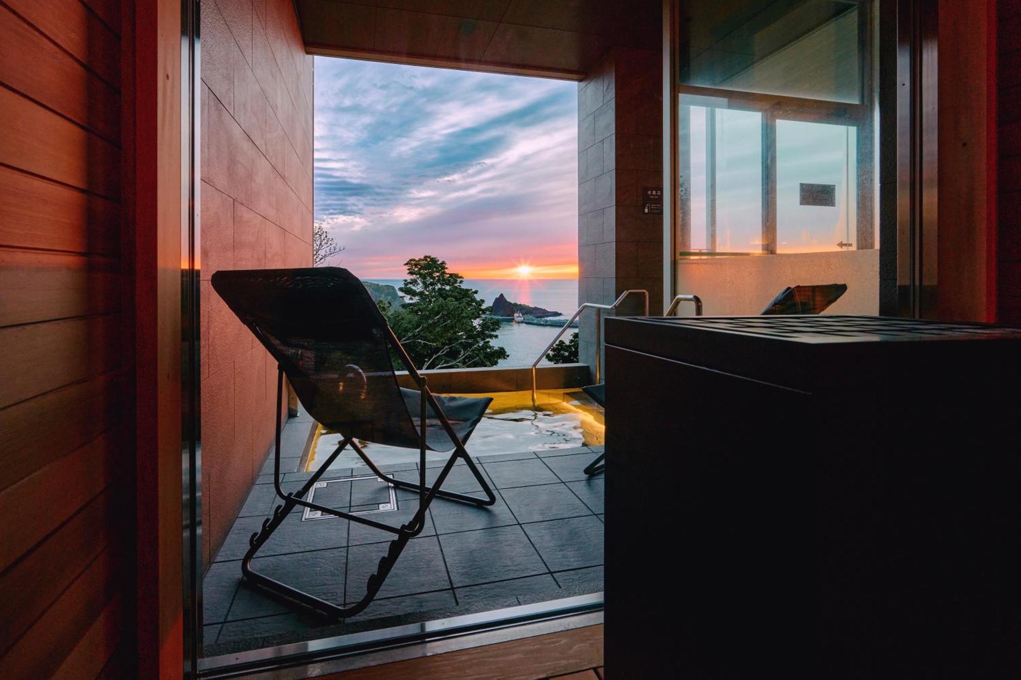 Shiretoko Yuhi No Ataruie Onsen Hostel Шари Екстериор снимка